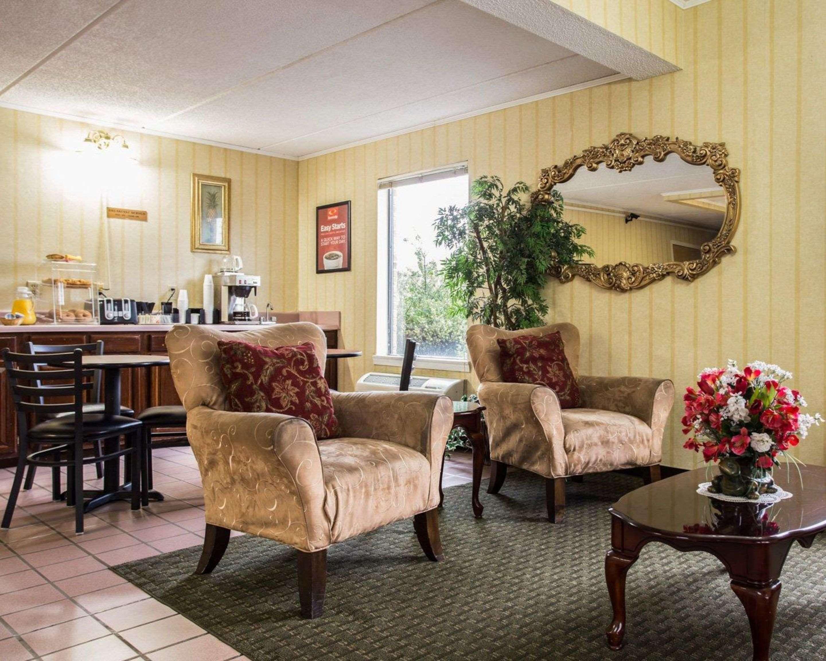 Econo Lodge Inn & Suites Lugoff Zewnętrze zdjęcie