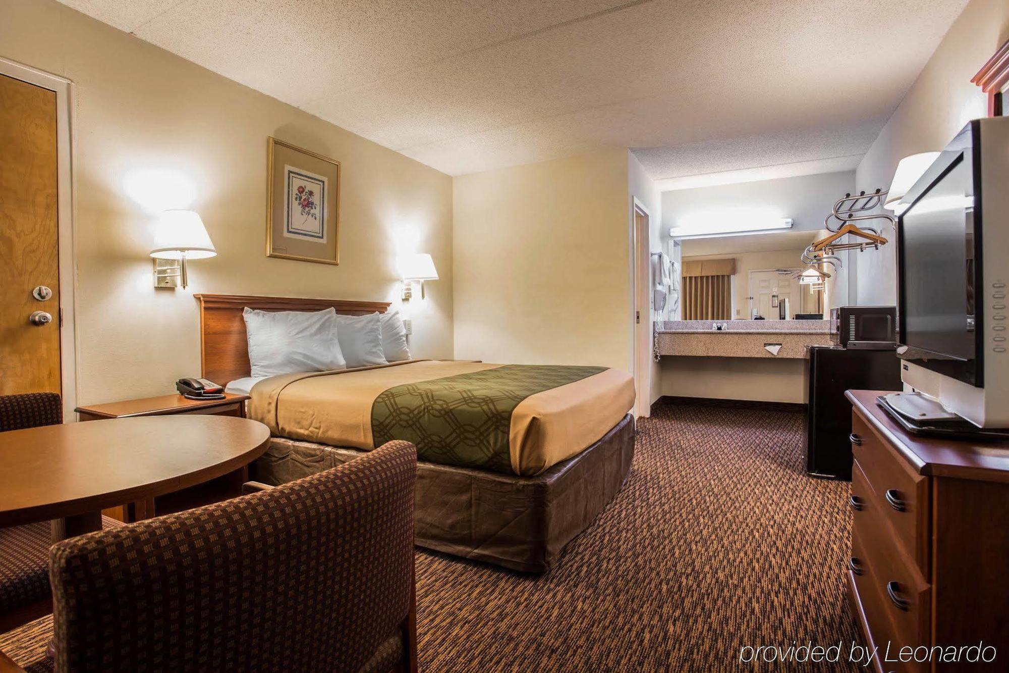 Econo Lodge Inn & Suites Lugoff Zewnętrze zdjęcie